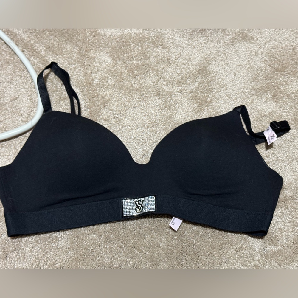 Shine patch lightly lined wireless bra